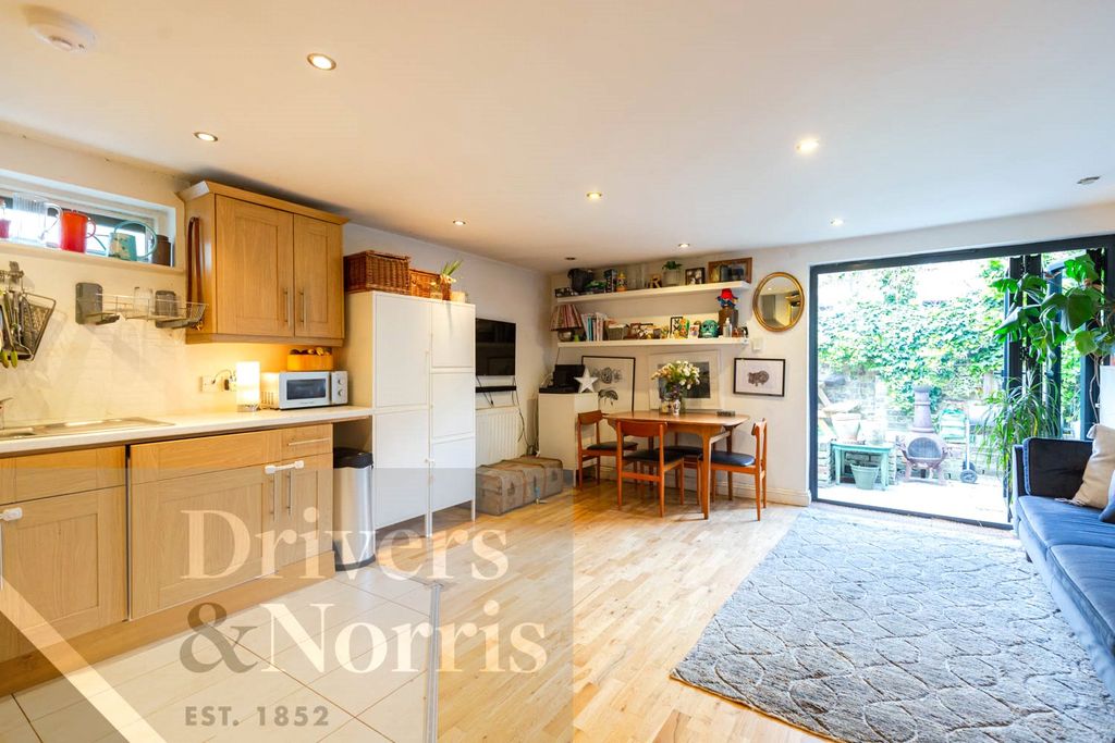 Property photo 2 of 11 Picture No. 07