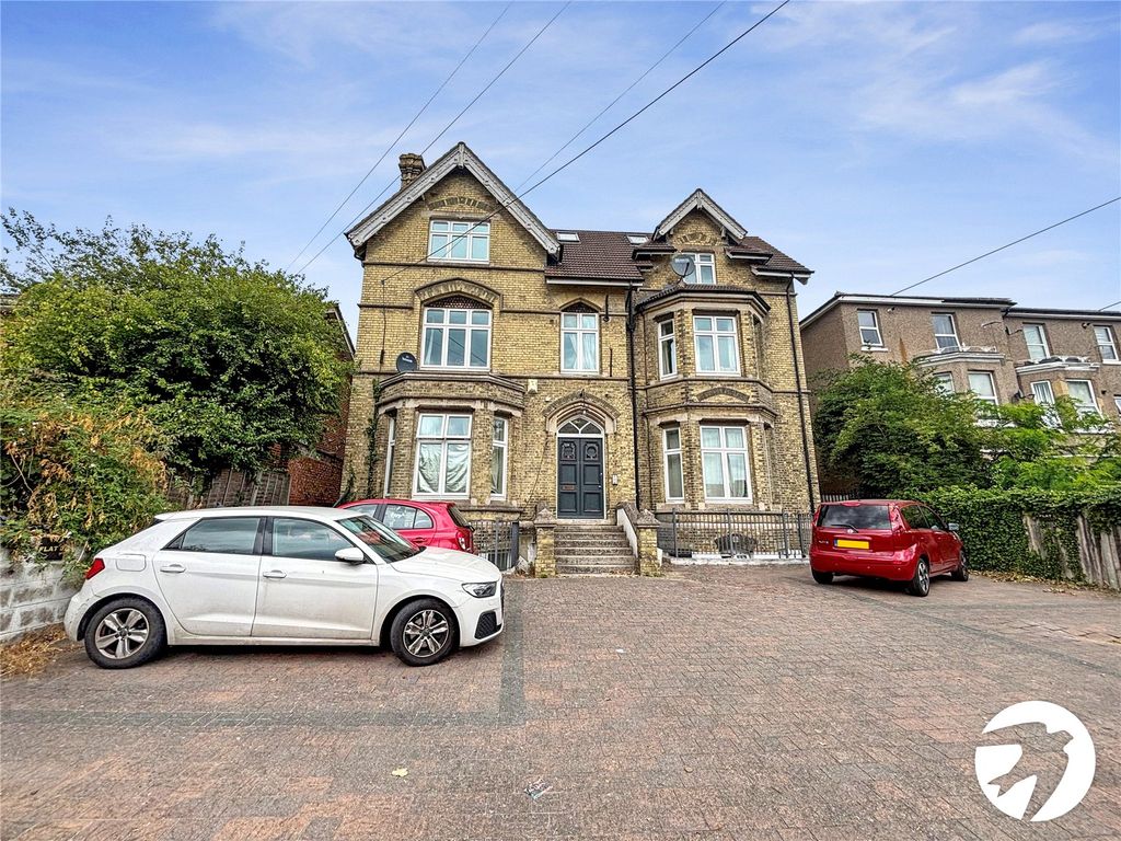 Property photo 1 of 11 Picture No. 02