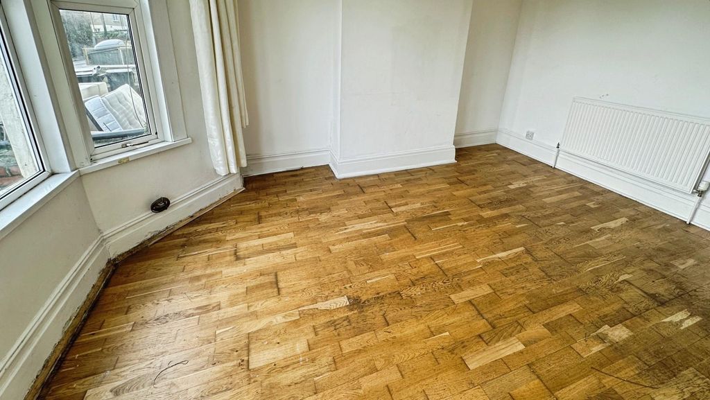 Property photo 2 of 22 7d4Af19c-Fullsizerender-4.Jpeg