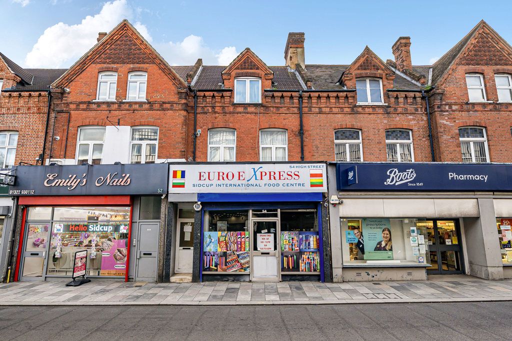 Property photo 1 of 15 Photo 16