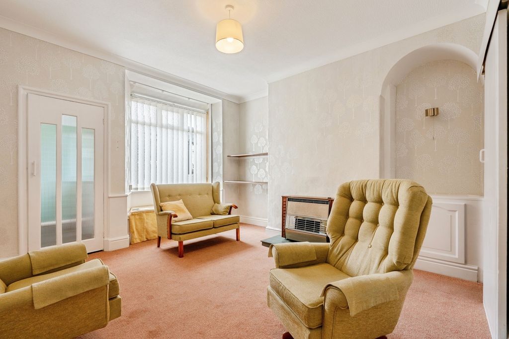 Property photo 3 of 14 Pbox-Img.Jpg