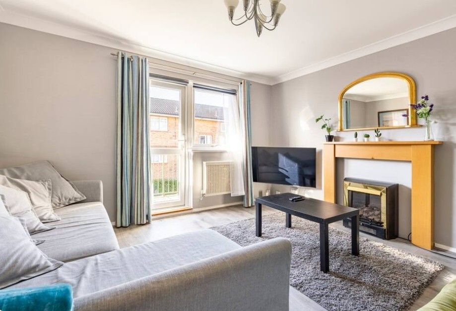 Property photo 2 of 10