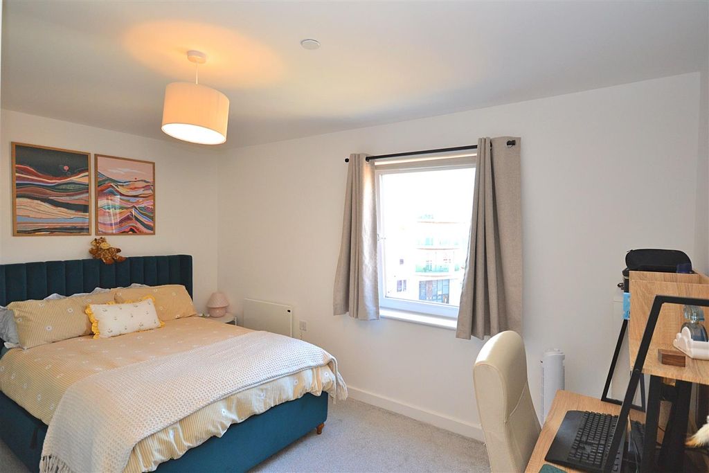 Property photo 3 of 7 1.Png