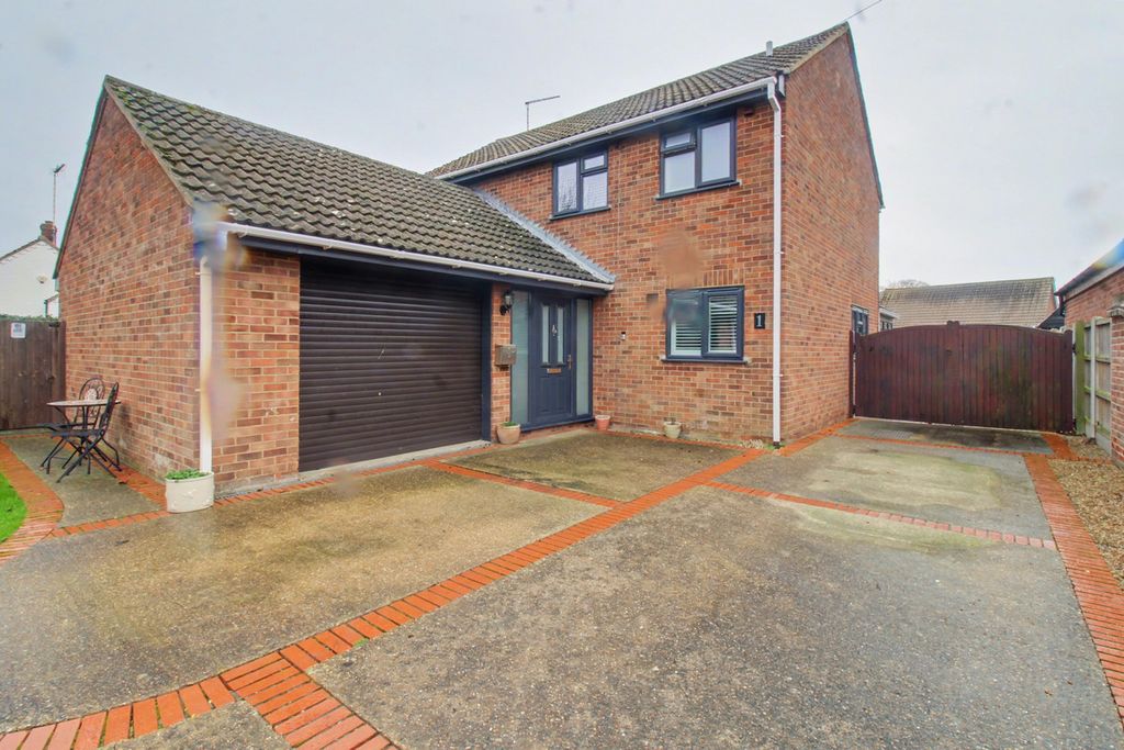 Property photo 1 of 41