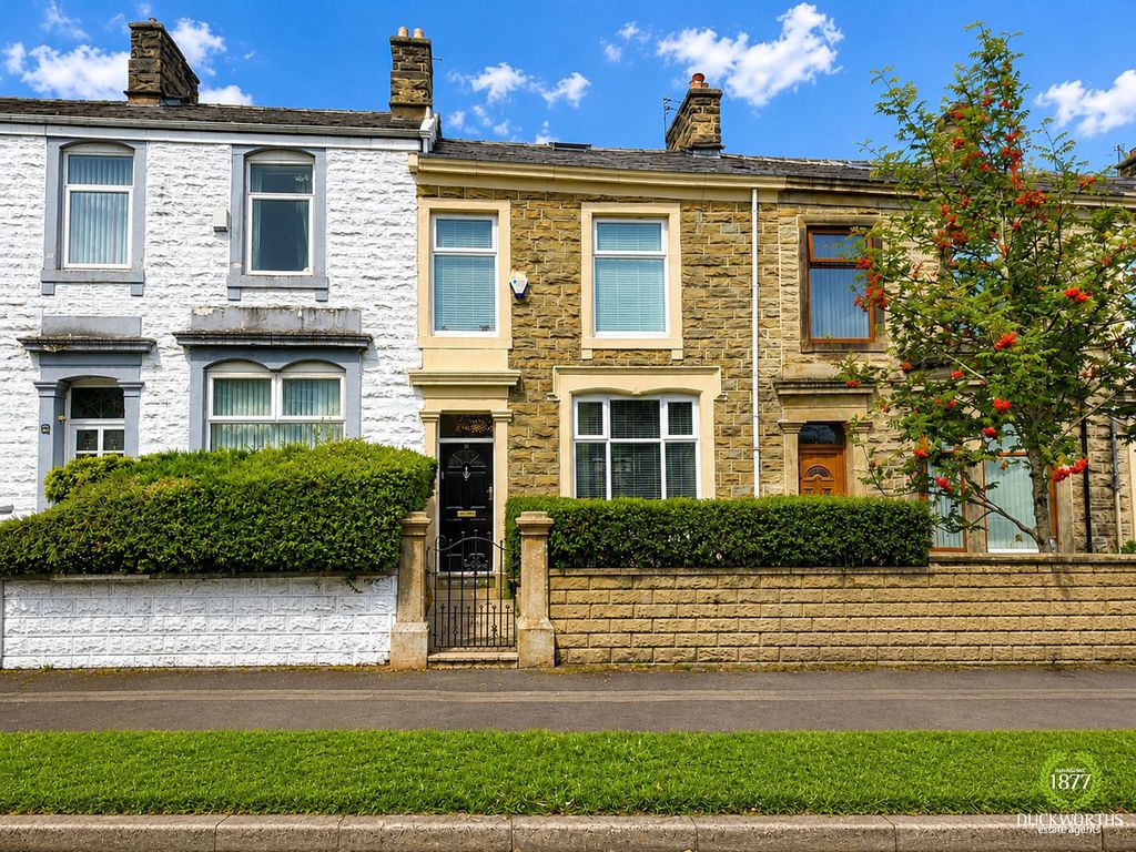 Property photo 1 of 23