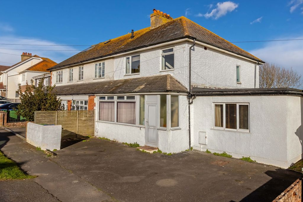 Property photo 2 of 23 Broomfield Avenue_23