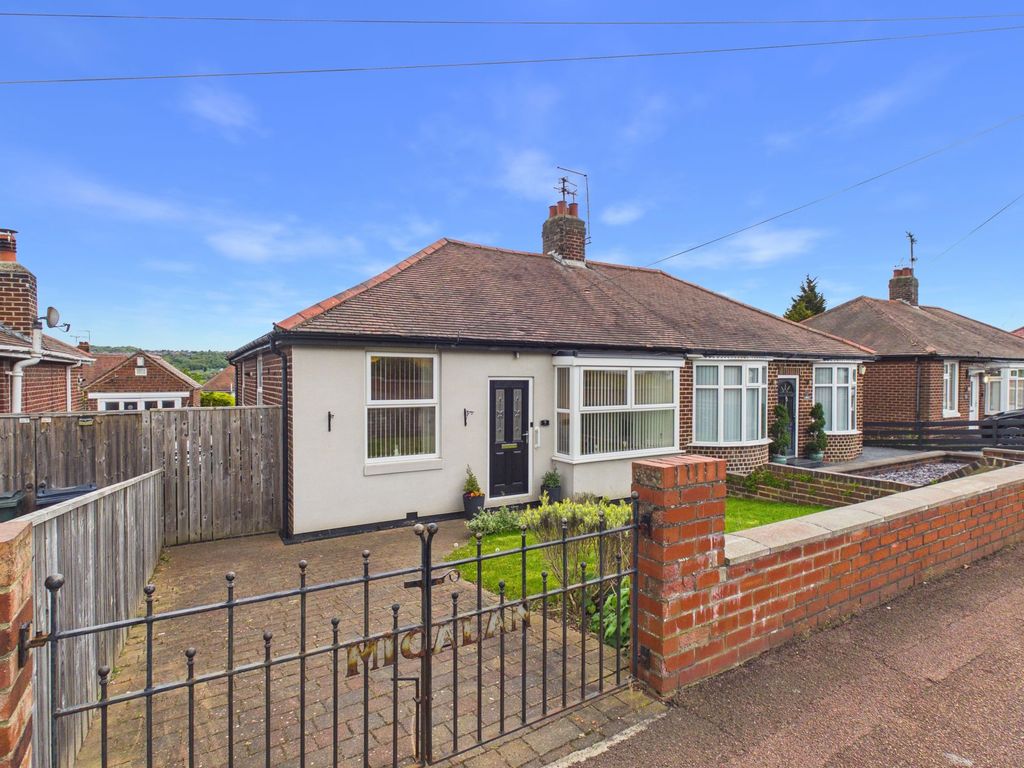 Property photo 1 of 12 External