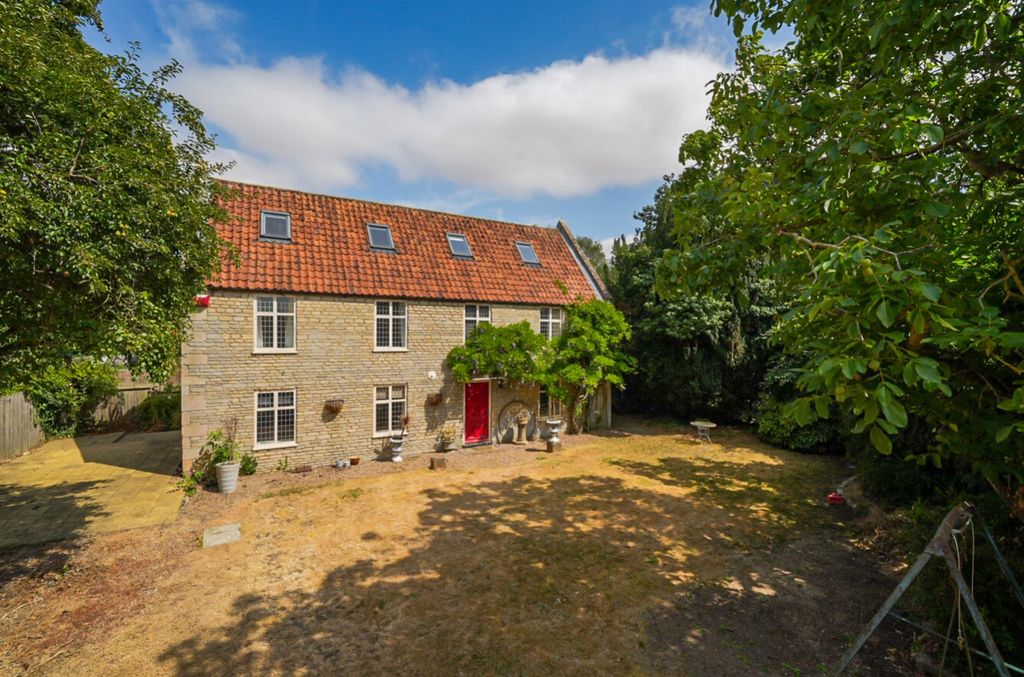 Property photo 1 of 27 1494213(2)