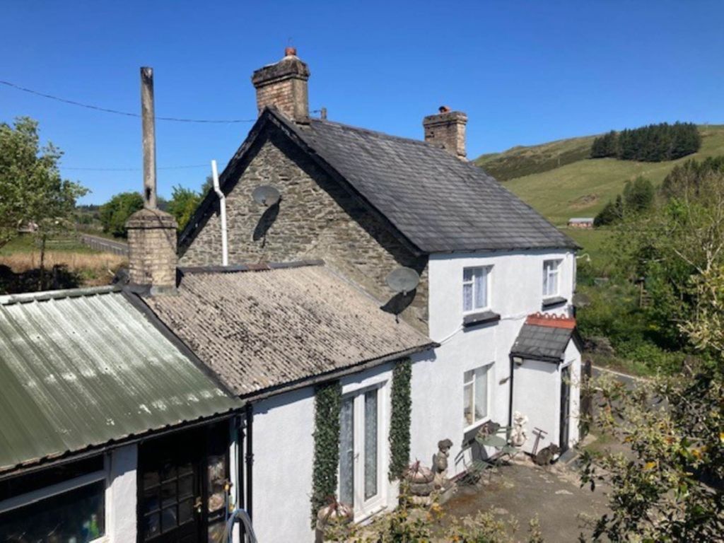 Property photo 1 of 19
