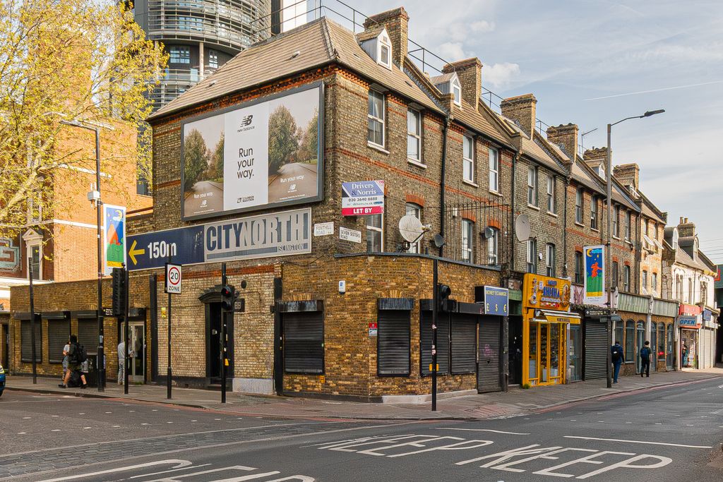 Property photo 1 of 10 Seven Sisters Road 221-001