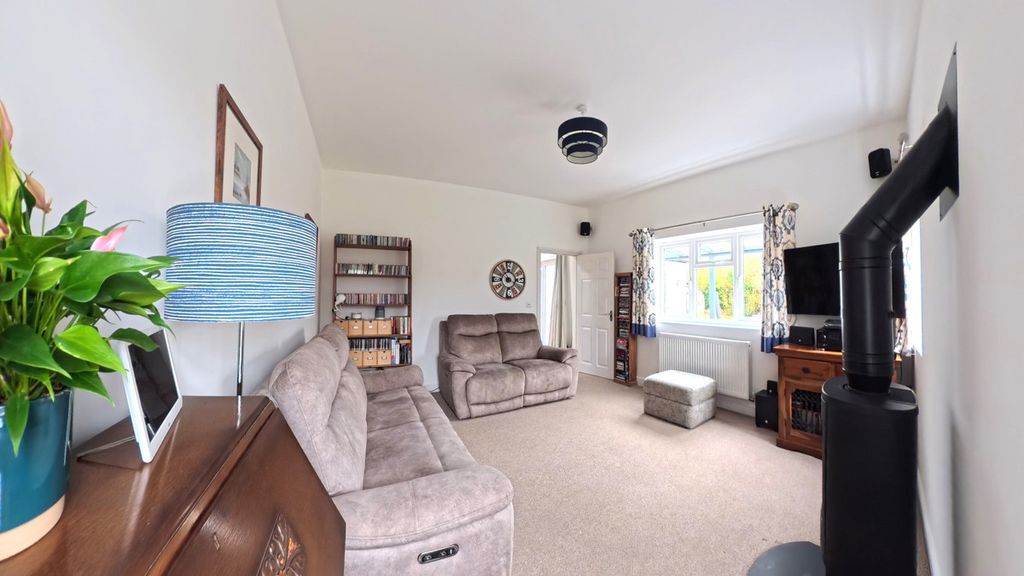 Additional image 5 of 4 bed detached bungalow for saleBridgnorth Road, Bridgnorth WV16