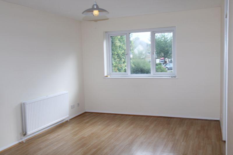 Property photo 2 of 8 Photo 3