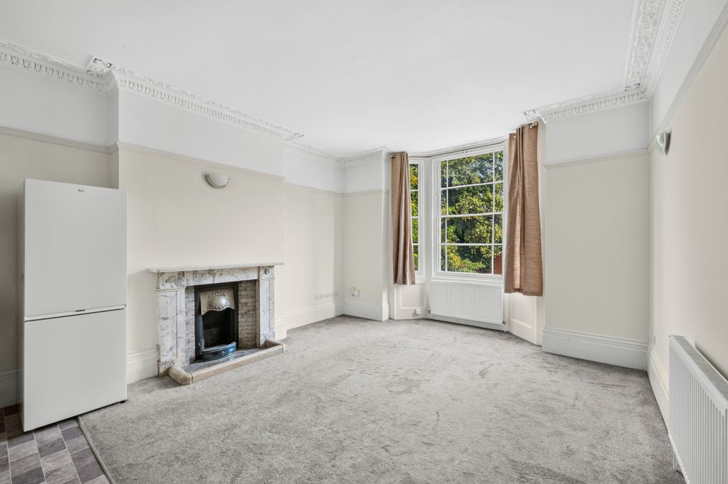 Property photo 2 of 10 Picture No. 03