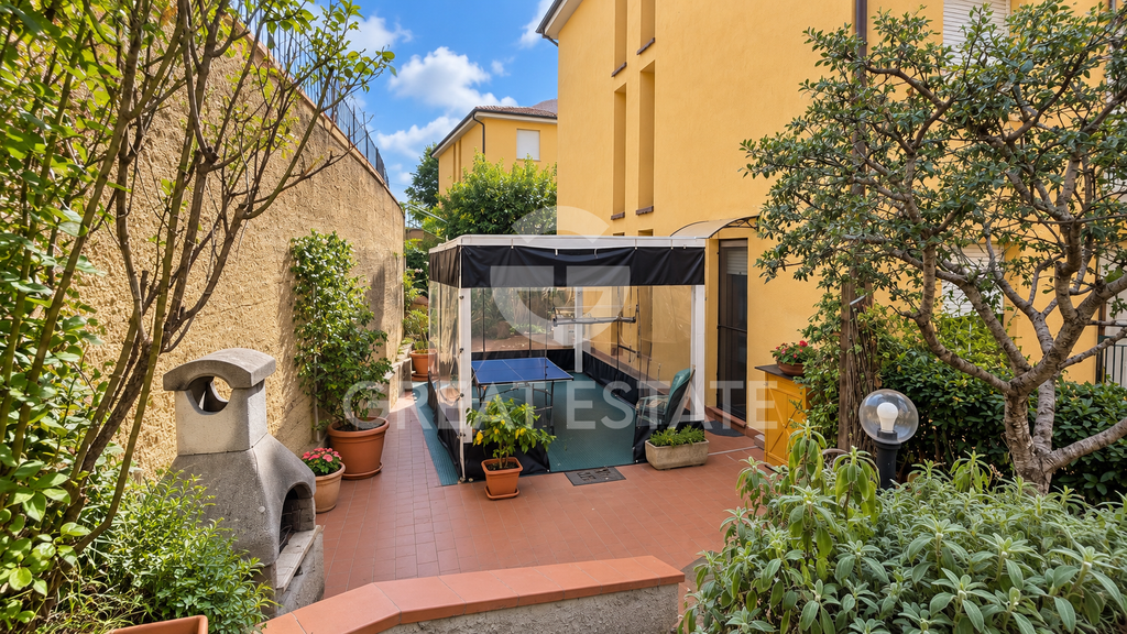 Property photo 3 of 31 Exteriors