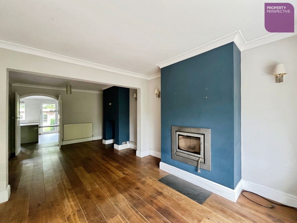 Property photo 2 of 18 Living Room