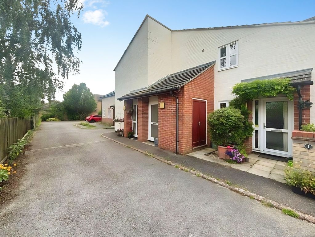 Property photo 1 of 9