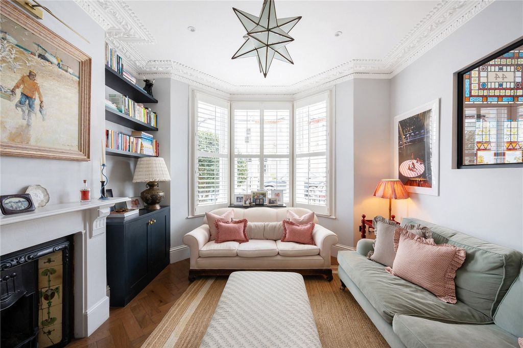 Property photo 3 of 32 Picture No. 03