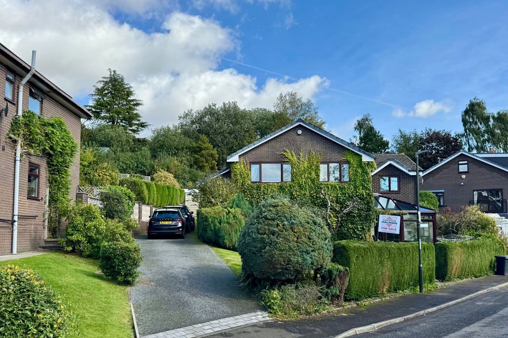 Property photo 1 of 38