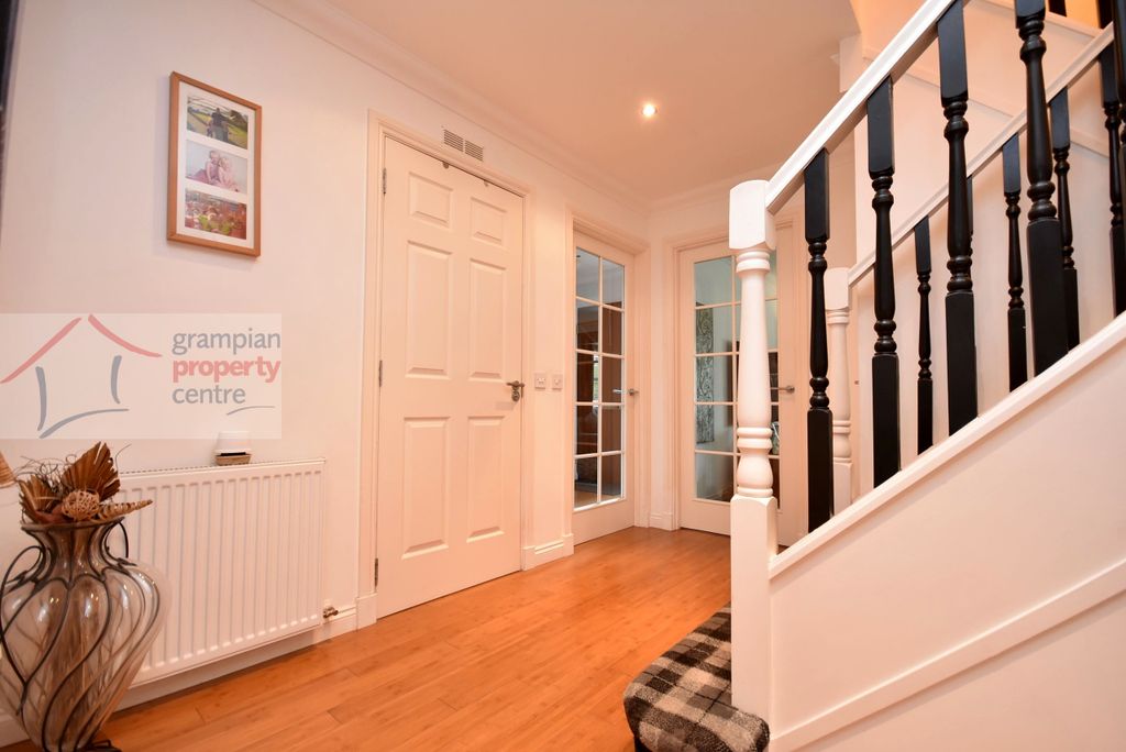 Property photo 3 of 29 H1.Jpg