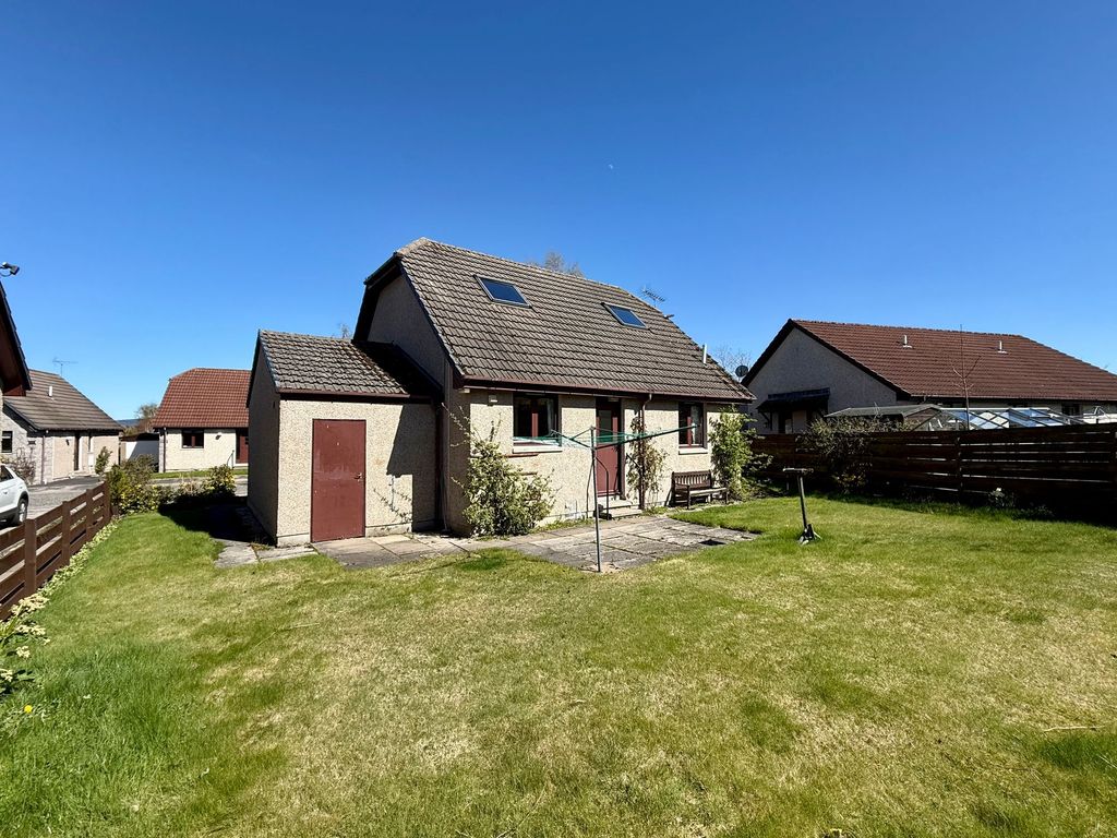 Property photo 2 of 13 Rear