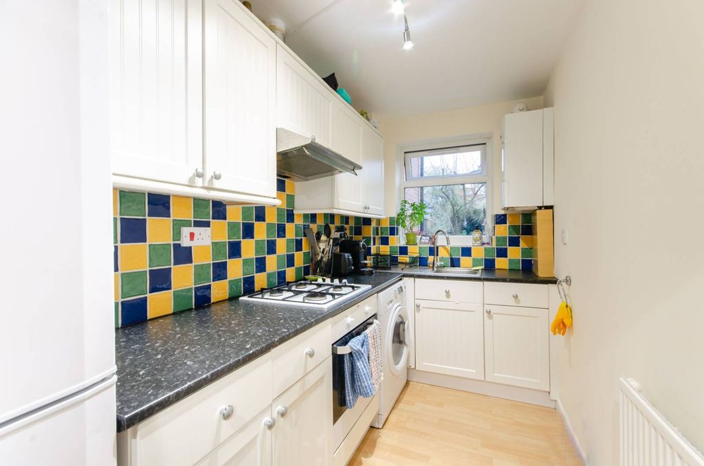 Property photo 1 of 7