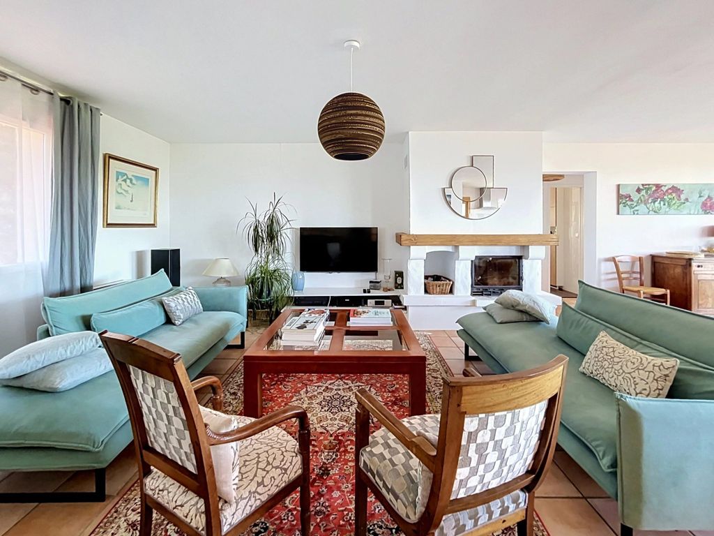 Property photo 3 of 18 8578Df47Ae87Aaacfad2c158Ef4c37d0_38B797674c_2880-Big