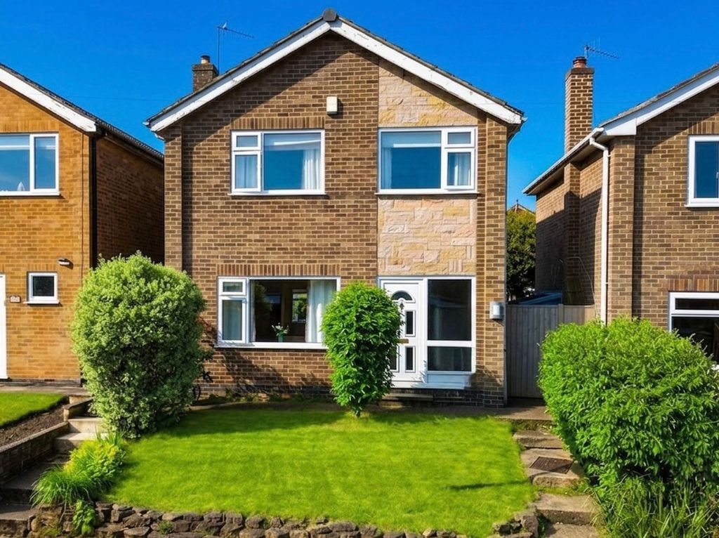 Property photo 1 of 17 Front