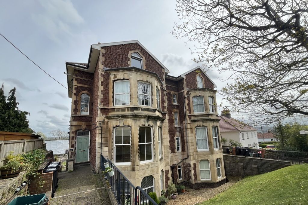 1 bed flat to rentSouth Road, Portishead, Bristol BS20