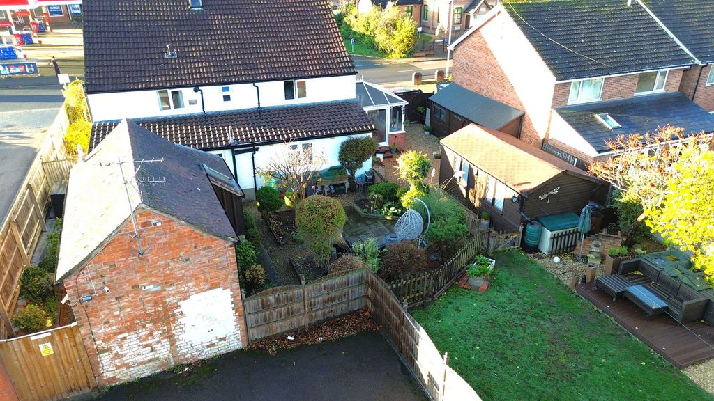 Property photo 2 of 29