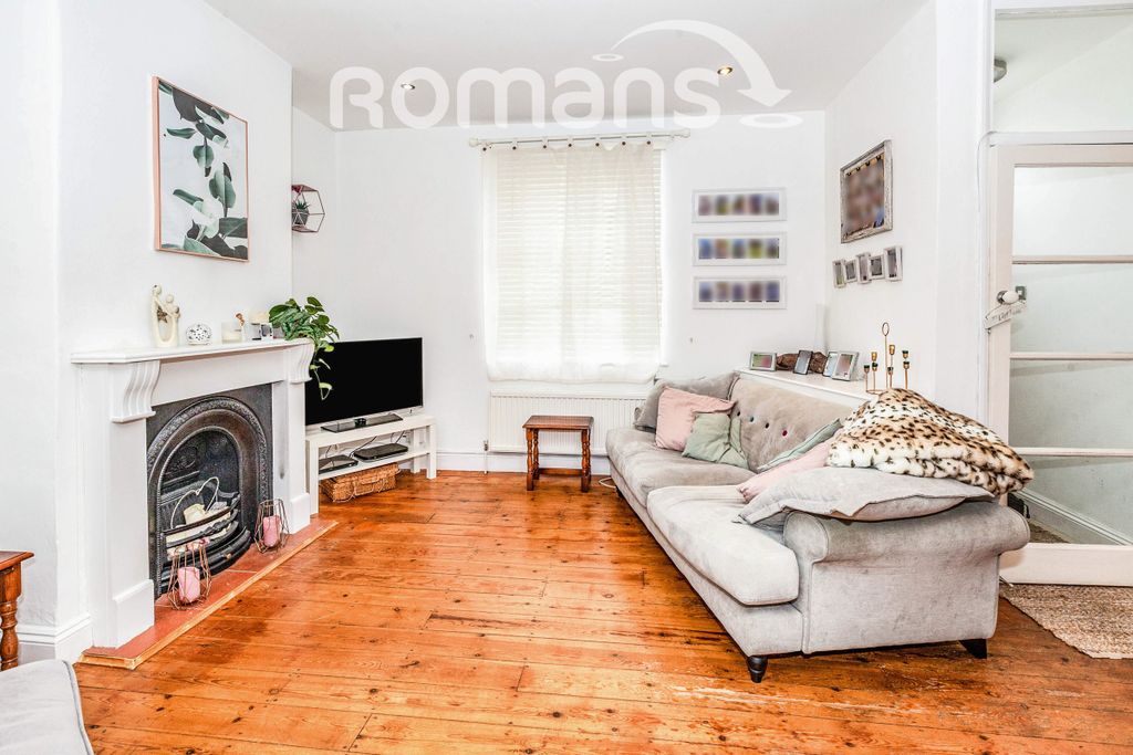 Property photo 2 of 12 2