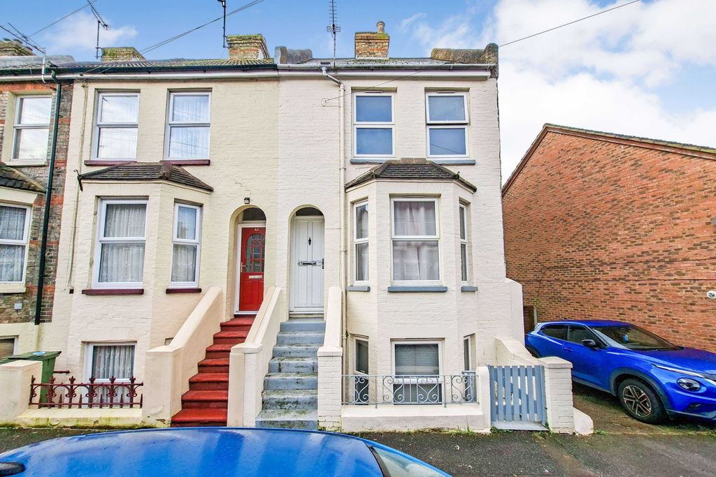Property photo 1 of 1 45 Bradstone Avenue, Folkestone, Kent, Ct19 5Ag