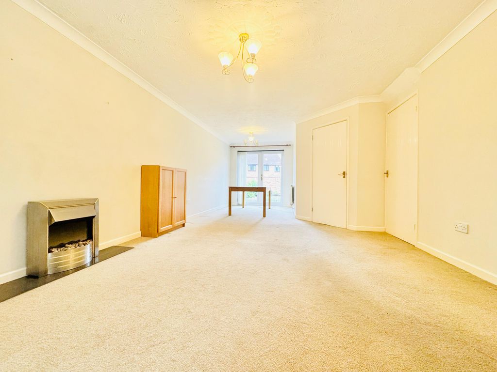 Property photo 2 of 14