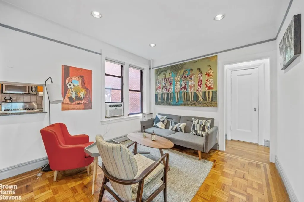 Property photo 3 of 11 <Alttext/>