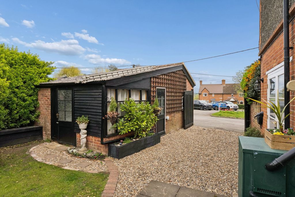 Property photo 3 of 32