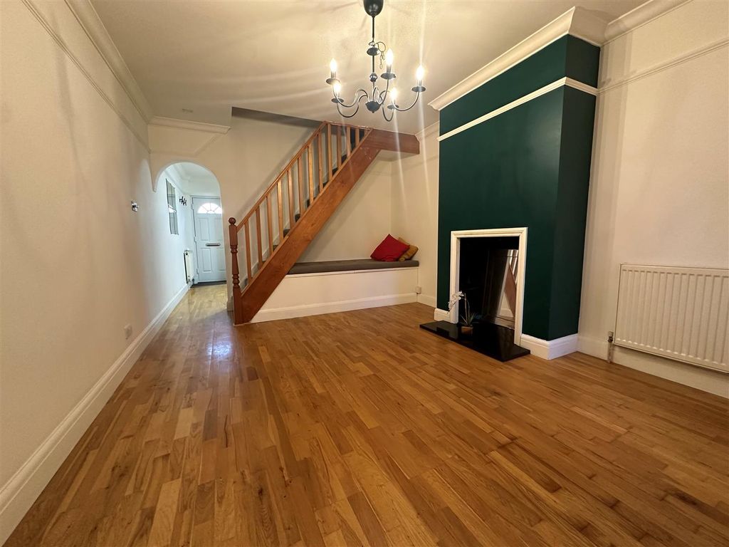 Property photo 3 of 13 Coopers Estate Agents