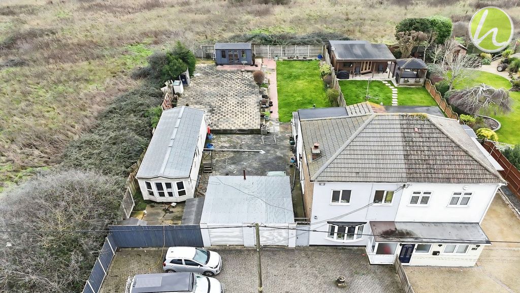 Property photo 2 of 26