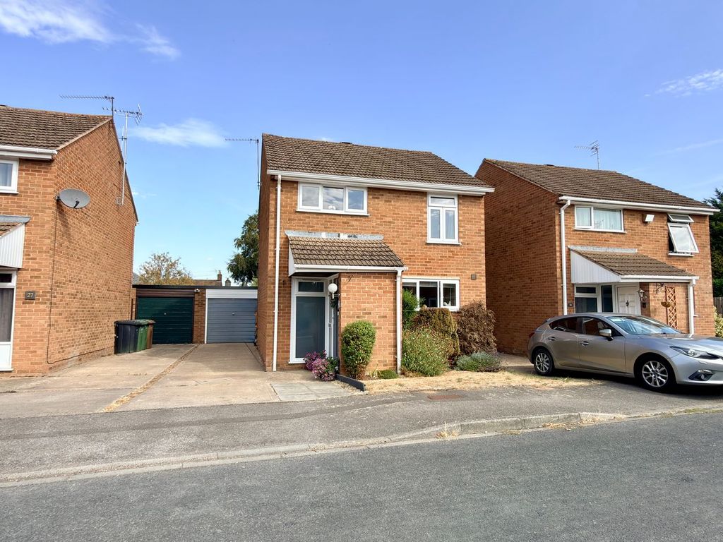 Property photo 1 of 11
