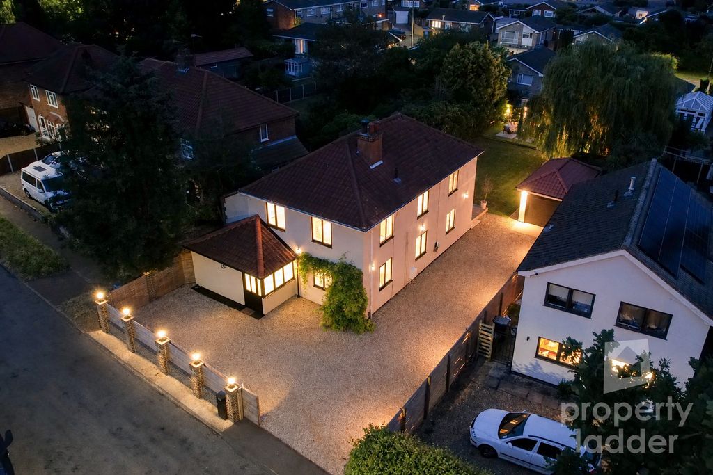 Property photo 1 of 50 Drone Shot