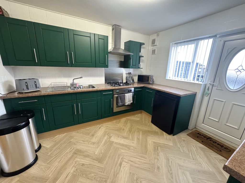 Property photo 3 of 16 Img_7491