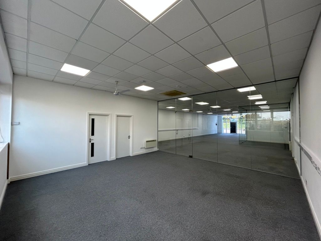 Property photo 3 of 4 Photo 6