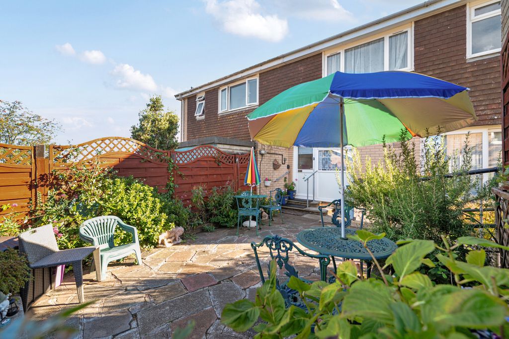Property photo 1 of 20 3-6A835526409Eb-1...