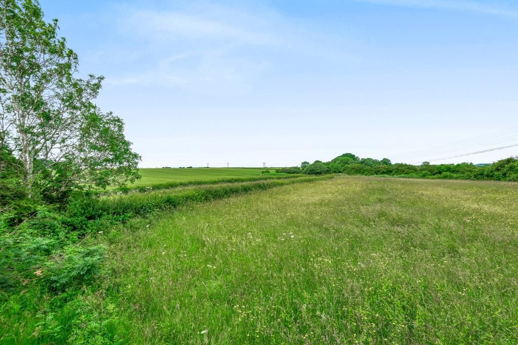 Property photo 3 of 10 Outside View