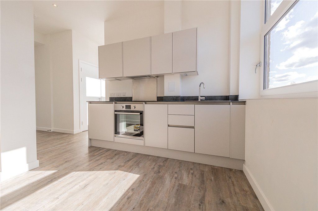 Property photo 3 of 7 Picture No. 06