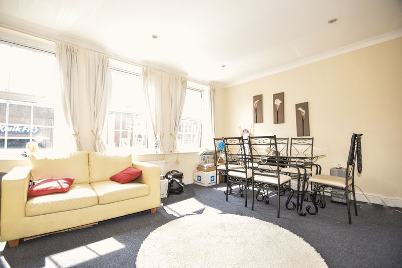 Property photo 2 of 9 Photo 1