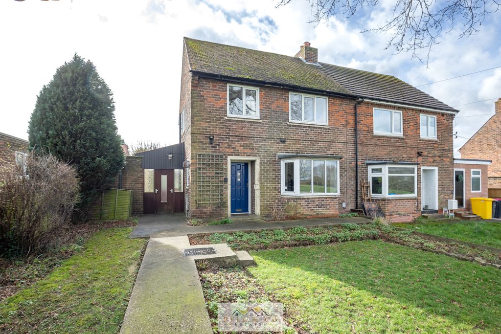 Property photo 1 of 36 Front Of House