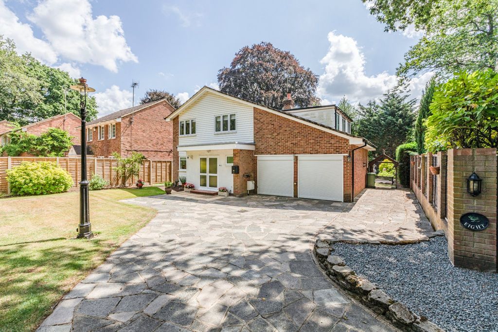 Property photo 1 of 16 Picture No. 25