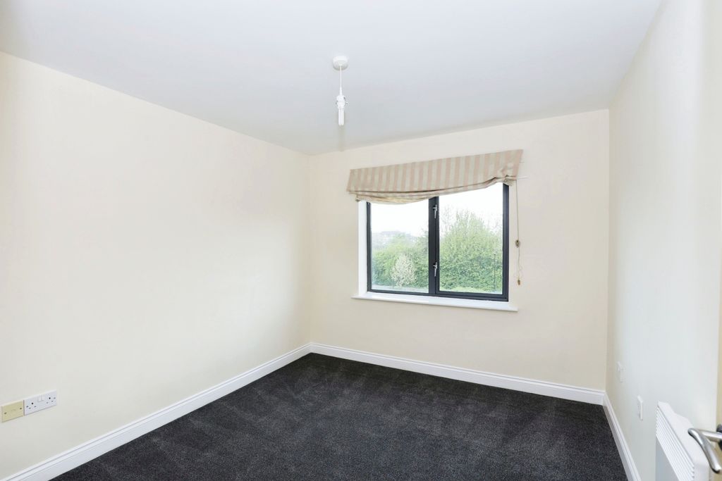 Property photo 3 of 7