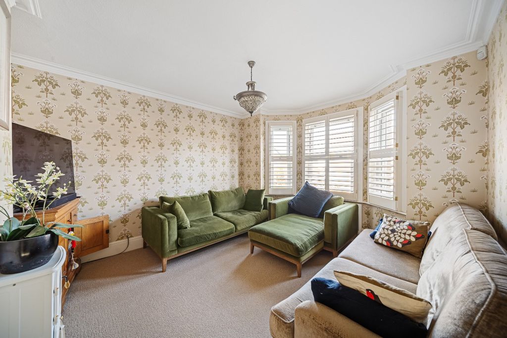 Property photo 3 of 22 3168115