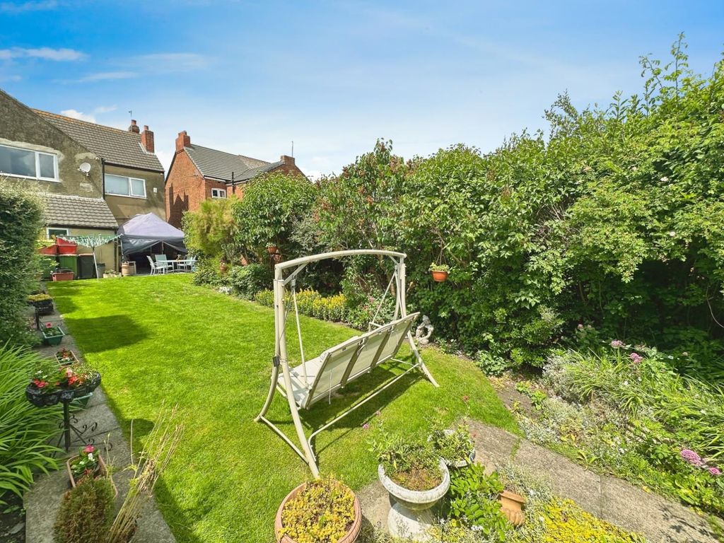 Property photo 2 of 18 Rear Garden
