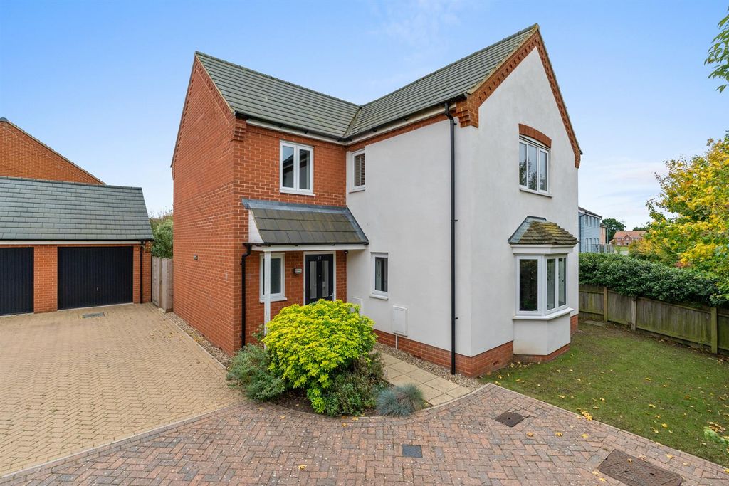 Property photo 1 of 25 17-Lavenderdrive-006.Jpg